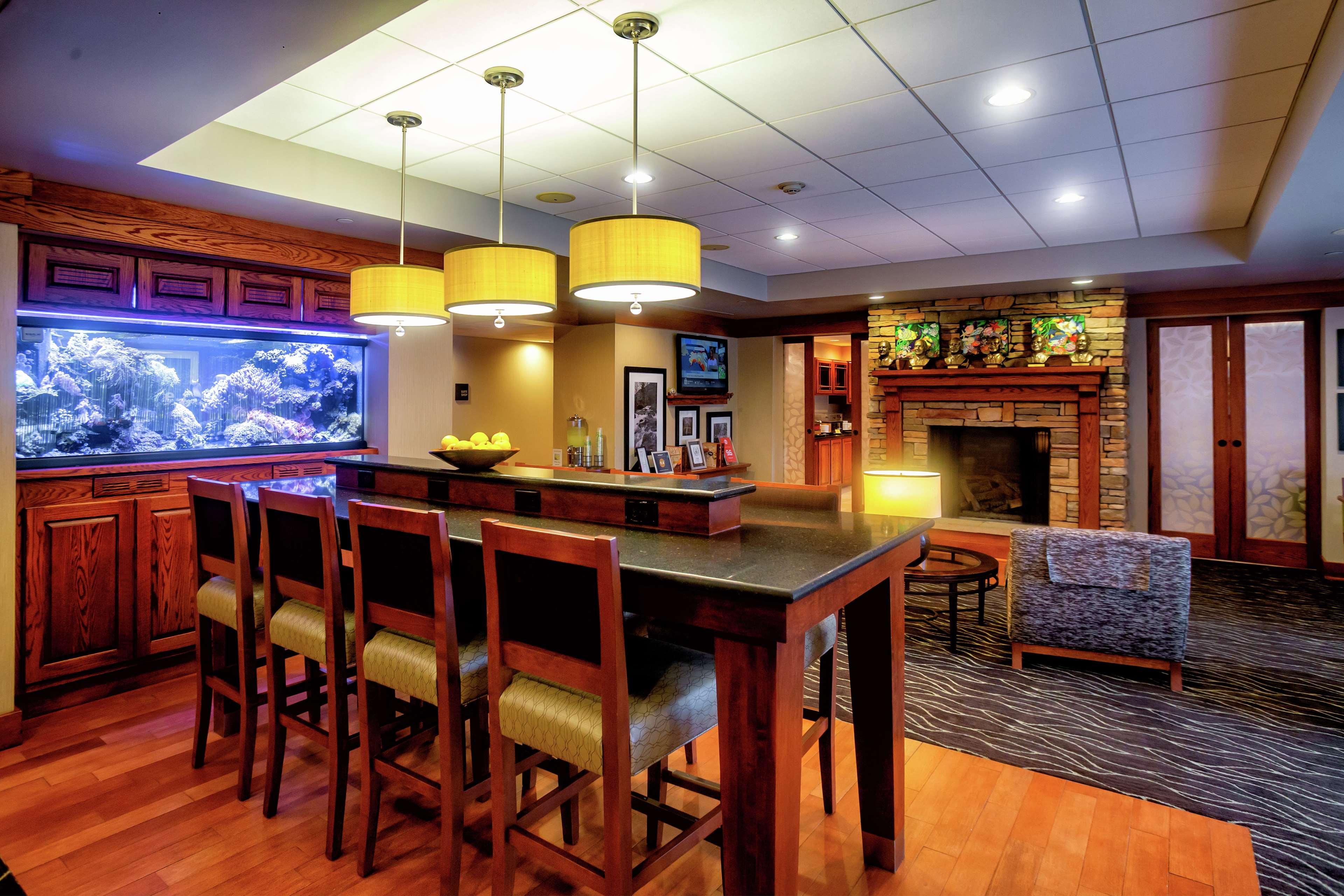 Hampton Inn Wheeling Exteriér fotografie