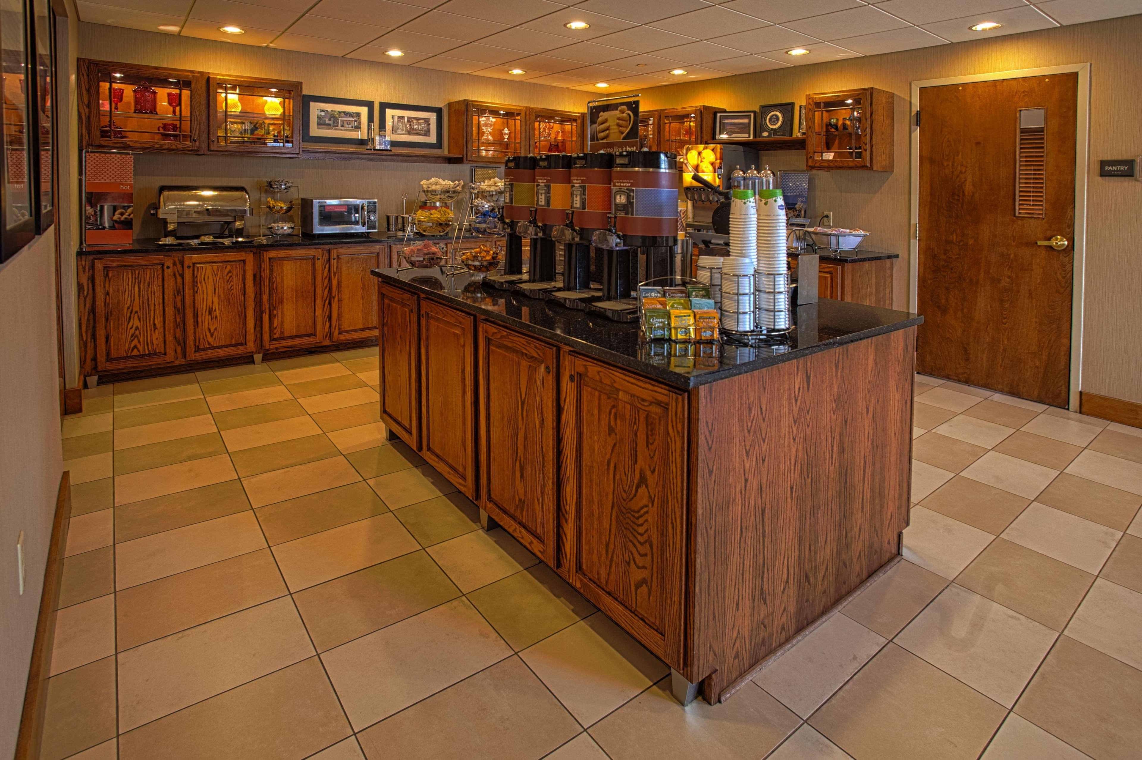 Hampton Inn Wheeling Exteriér fotografie