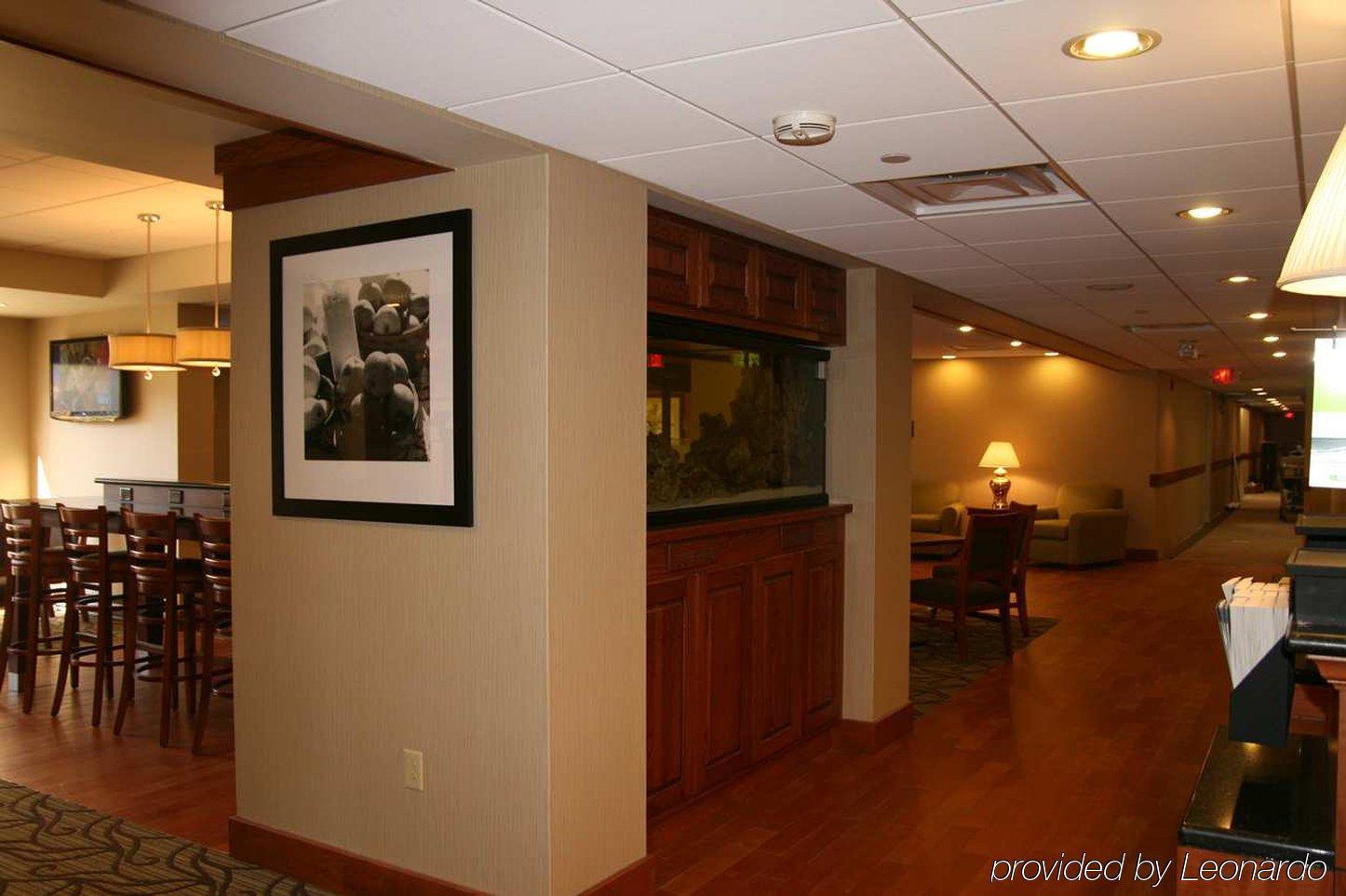 Hampton Inn Wheeling Interiér fotografie